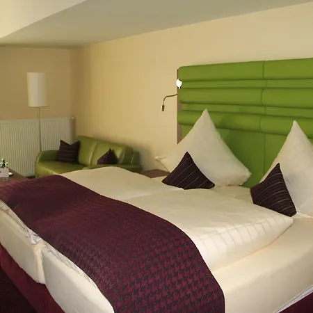 Bed & Breakfast Am Schlosspark 2*