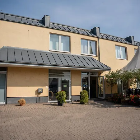 Am Schlosspark מלון 3*