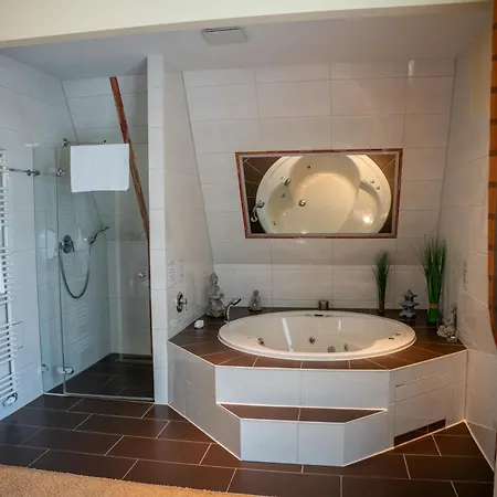 Bed & Breakfast Am Schlosspark 2*