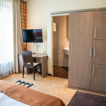 Hotel Am Schlosspark 3*