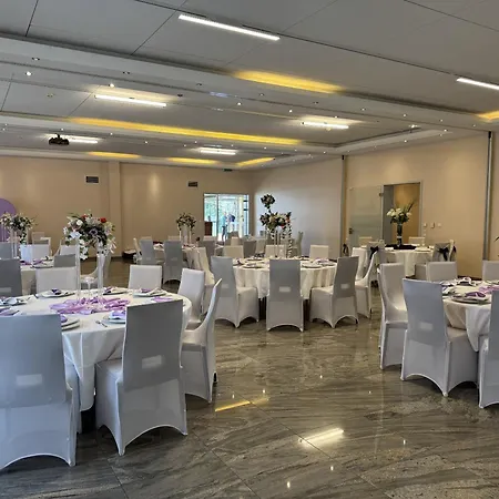 Am Schlosspark מלון וורמס