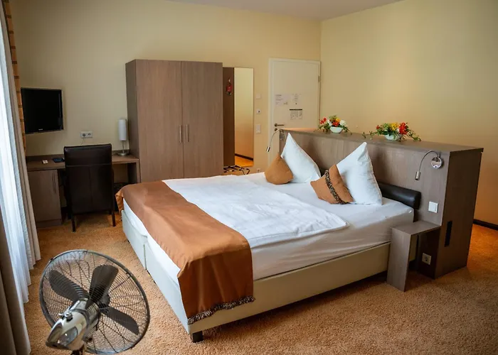 Hotel Am Schlosspark 3*