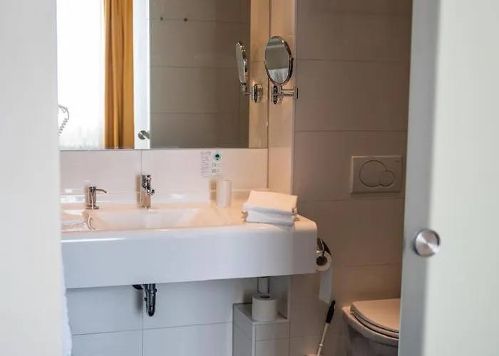 Am Schlosspark Hotel 3*